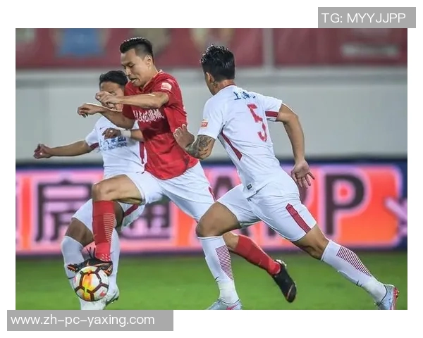 上港与斯威激战正酣谁能在这场对决中笑到最后