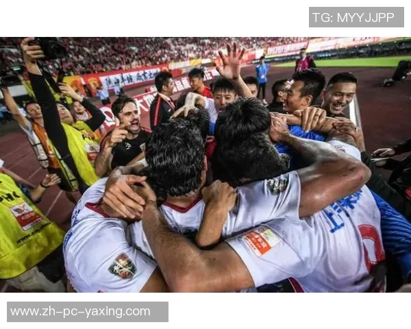 上港与斯威激战正酣谁能在这场对决中笑到最后